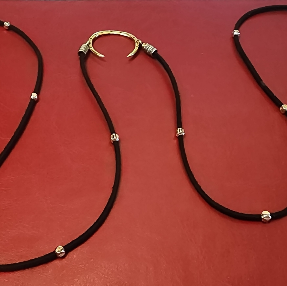 Sexy Leather Wraparound Choker
